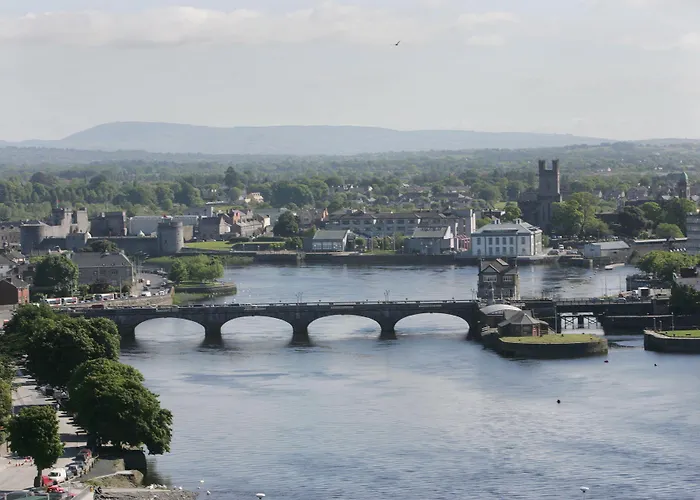 Troy Self Catering Village Ireland * Limerick Junction